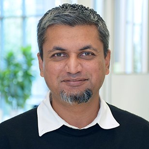 Muazzam Siddiqui 